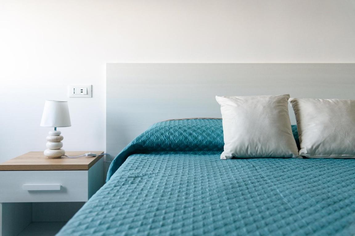 Sorrentovibes - Sea View Rooftop Apartment With Jacuzzi & Garden Exteriör bild